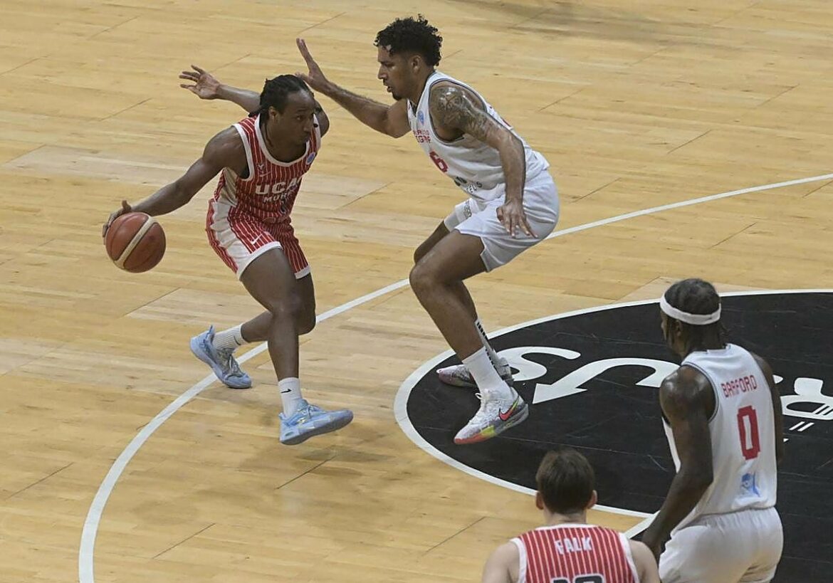 El UCAM encuentra el camino a tiempo para vencer al Reggiana y ser semifinalista