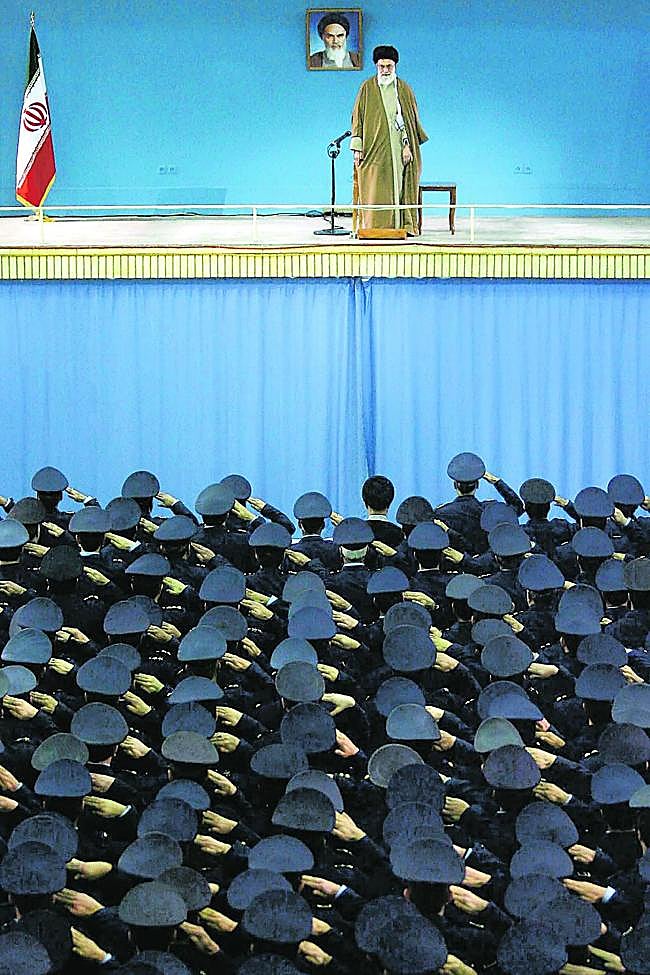 ¿Quiénes son los ayatolás? El poder clerical que ha gobernado Irán hasta la muerte de Jamenei