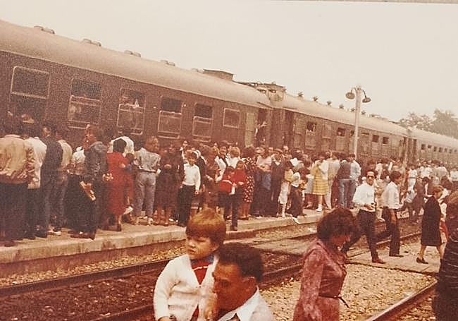 La pedanía murciana de los Ramos se moviliza ante la posible venta de la estación ferroviaria