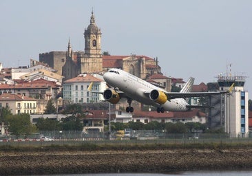 Trump anuncia más negociaciones después de que Irán ataque varios barcos en Ormuz