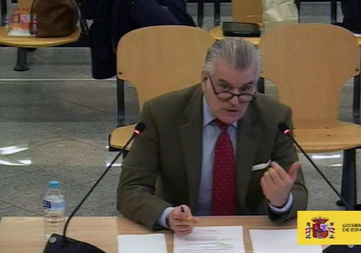 Bárcenas, en la ‘Kitchen’: «Hay que borrar los audios de M.R.»