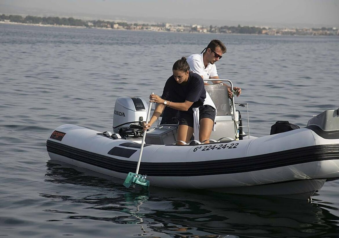 Un laboratorio privado murciano toma el mando de las analíticas del Mar Menor