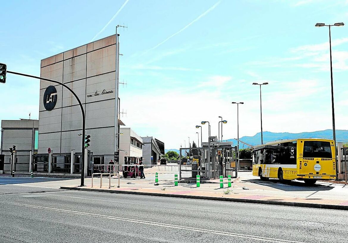 Tumban los pliegos del nuevo servicio de bus de Murcia y obligan a otra licitación