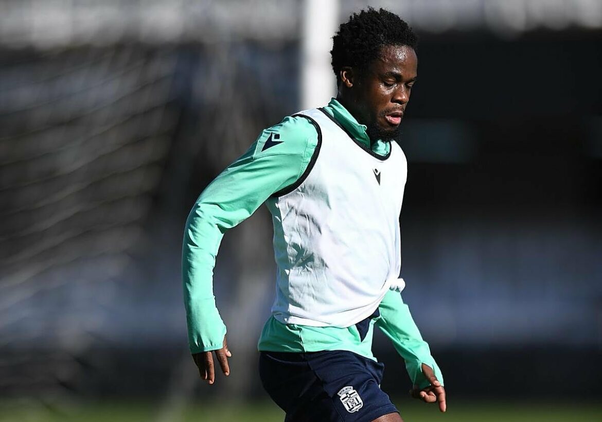 El Cartagena pierde por lesión a Jean Jules y espera el alcance de Rubén Serrano