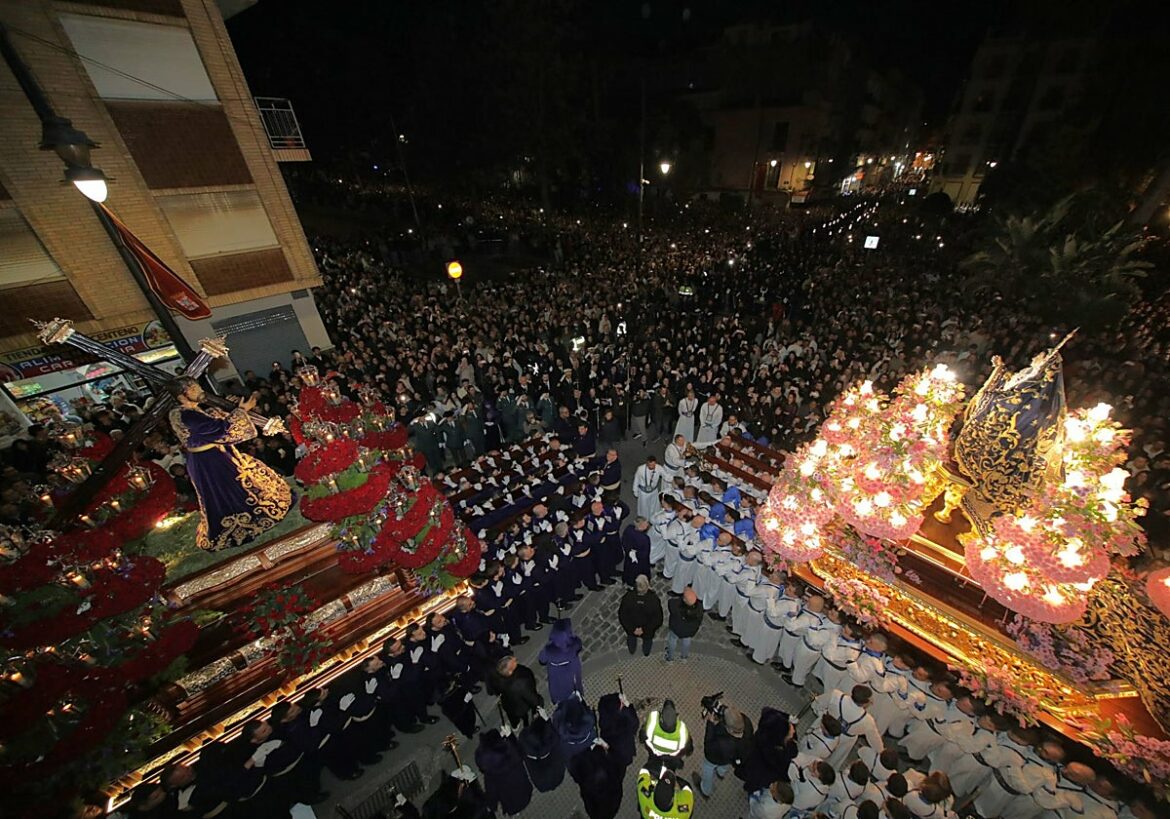 La ciudad de Cartagena se une al lamento de la Dolorosa