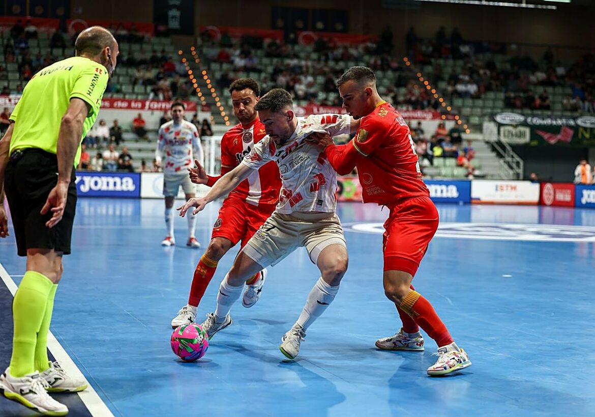 ElPozo Murcia no cede en Liga y se lleva el derbi ante el Jimbee Cartagena por 2-1