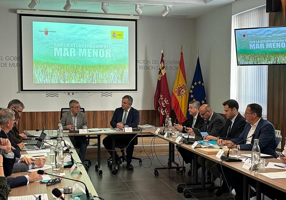 La eliminación del regadío ilegal libera al Mar Menor de un millar de toneladas de nitratos