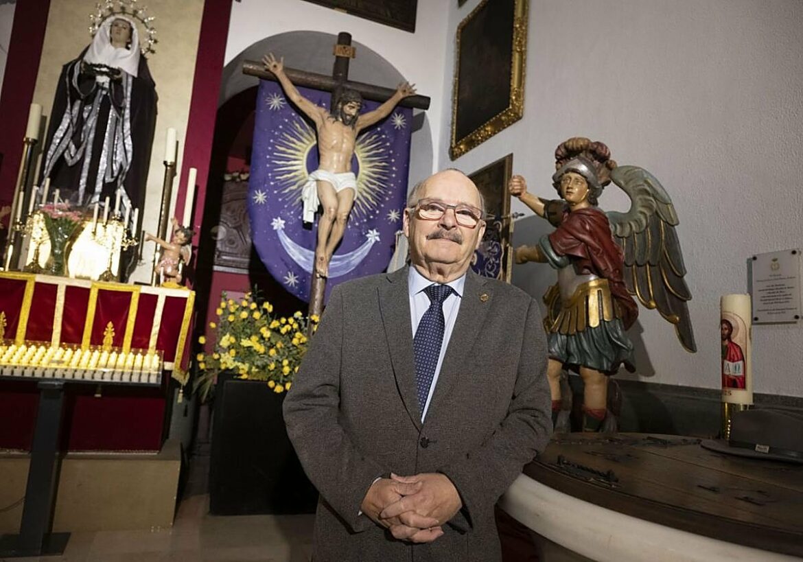 Javier Pavía: «Hemos tenido una Semana Santa mágica, con calles llenas y una participación de diez»