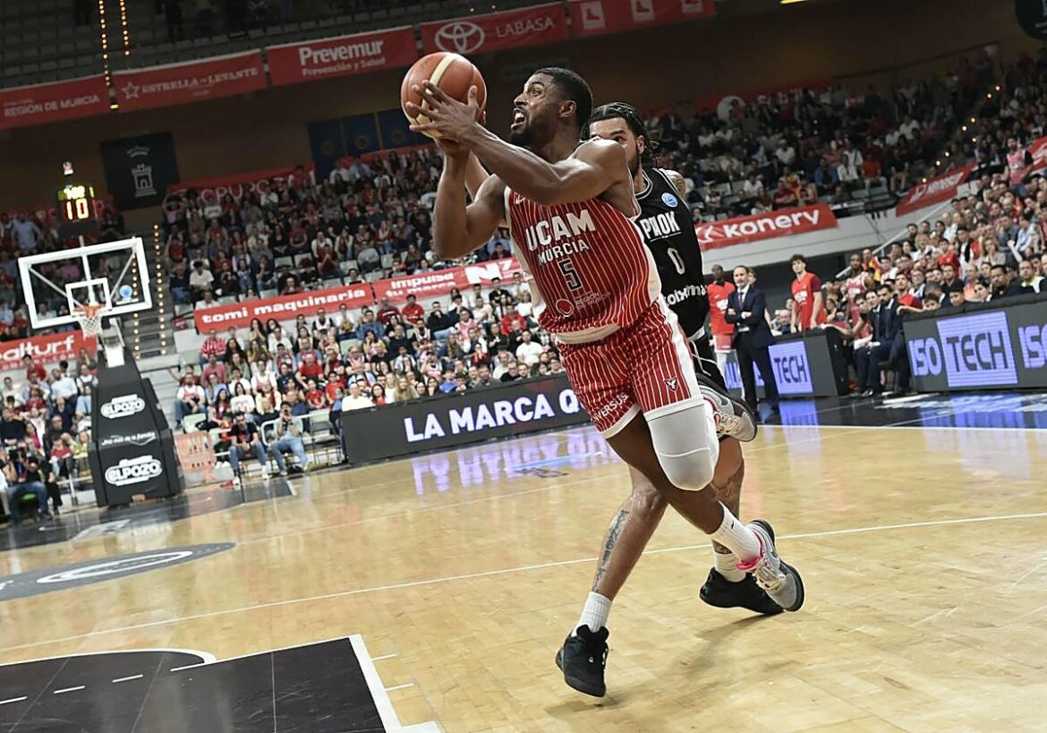 El UCAM se ahoga en la orilla ante el PAOK (89-85)