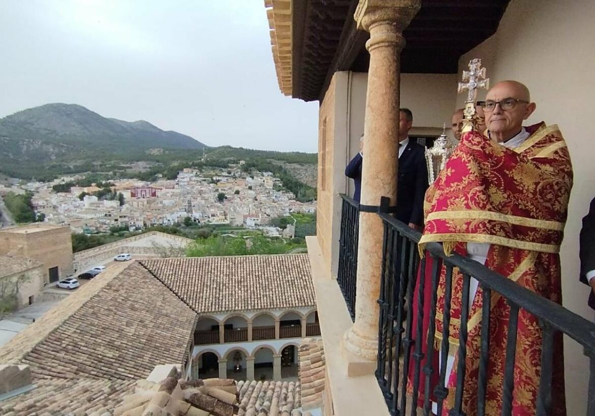 La Vera Cruz bendice las cosechas de Caravaca en ‘El Conjuro’