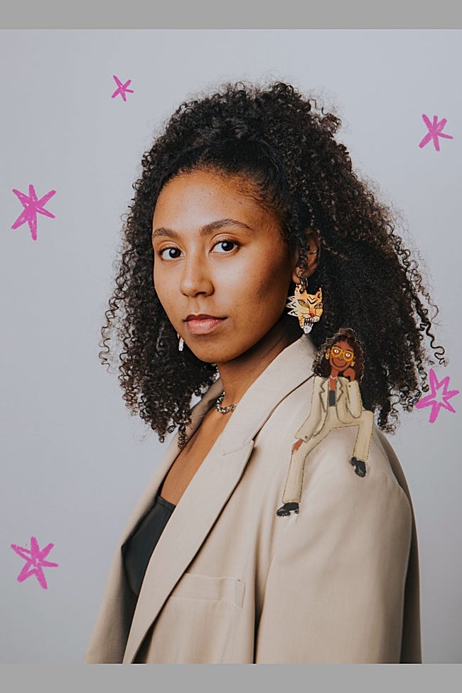 La ilustradora murciana Sarah Massou Vicente.