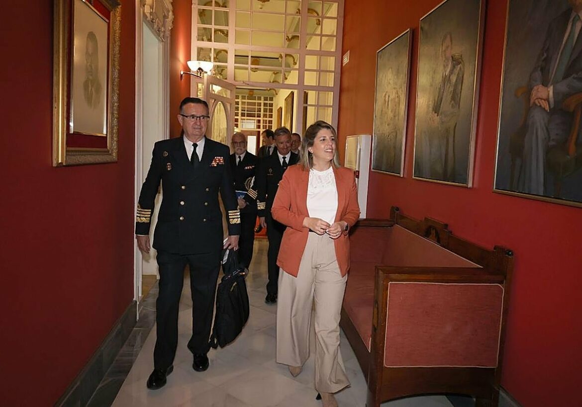 Ayuntamiento y Armada buscan donantes para musealizar los túneles del Espalmador