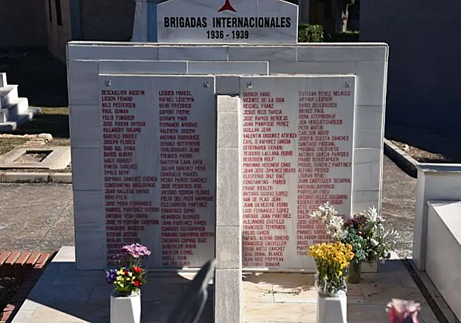 Fosa del cementerio de Nuestro Padre Jesús de Murcia, incluida en el Catálogo de Fosas de la Memoria Histórica Región Murcia, donde están los restos del reportero Charles Lionel Backler.