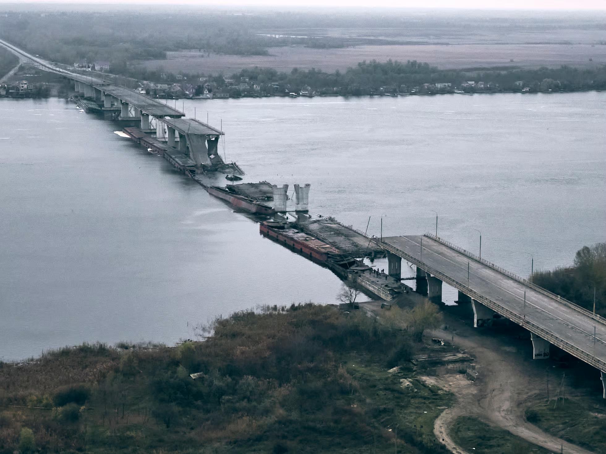 Puente Antonov, destruido por Rusia en Jersón a finales de 2022.