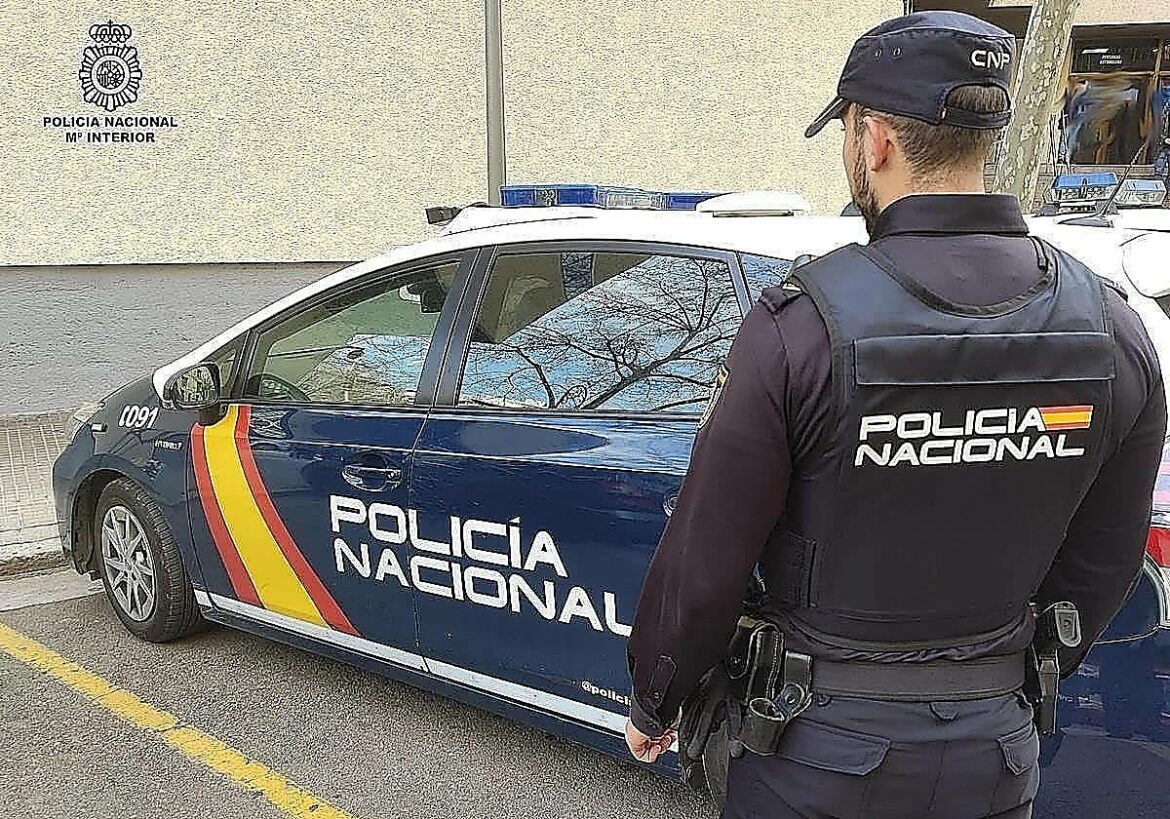 Rompe la nariz a una mujer y agrede a su hijo por una plaza de aparcamiento en Málaga