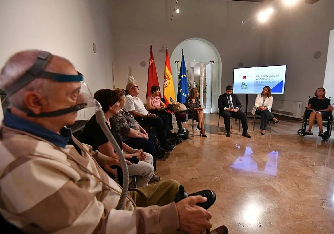 La Consejería aprueba las primeras ayudas del nuevo grado de dependencia extrema