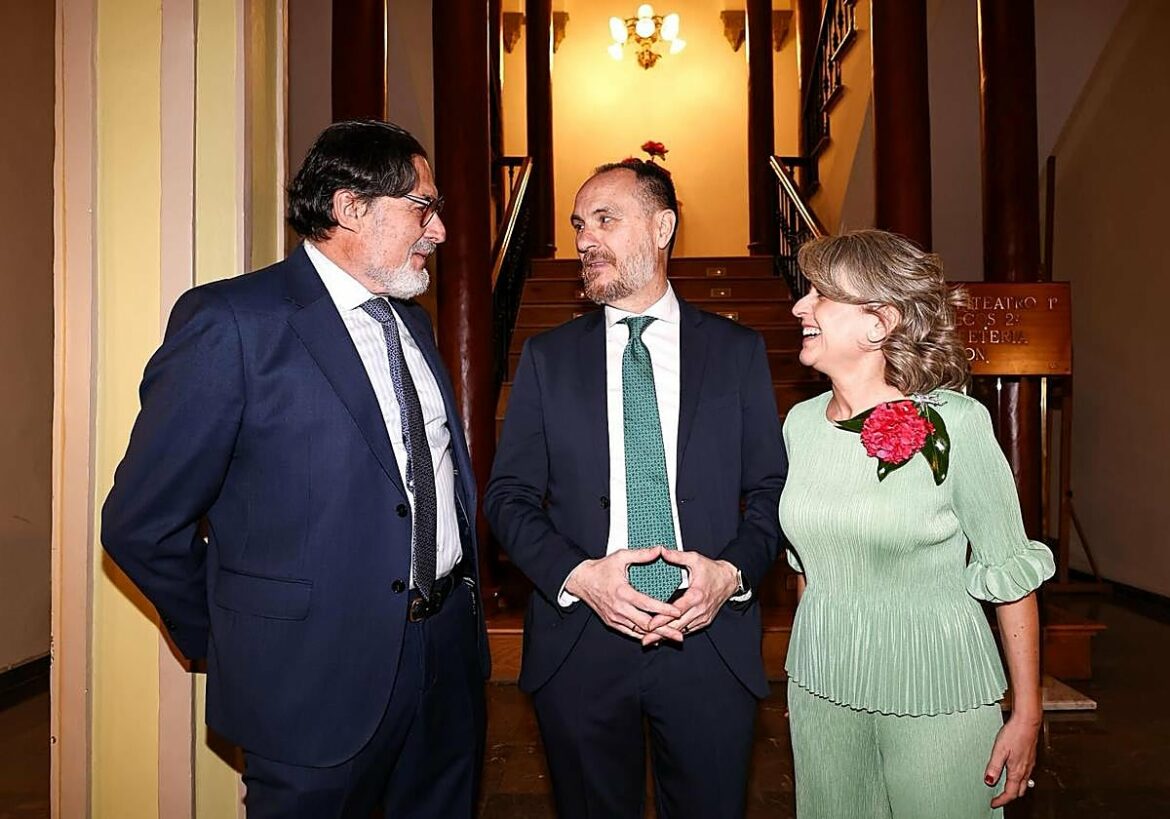 Víctor Rodríguez: «Esta tierra no puede convertirse en un solar abandonado y sin memoria»