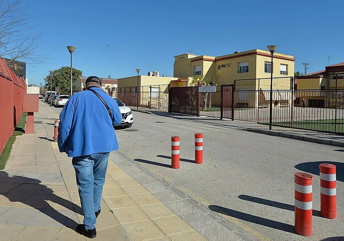 Las familias del centro de discapacidad López Ambit exigen el cese de la directora por presuntas negligencias