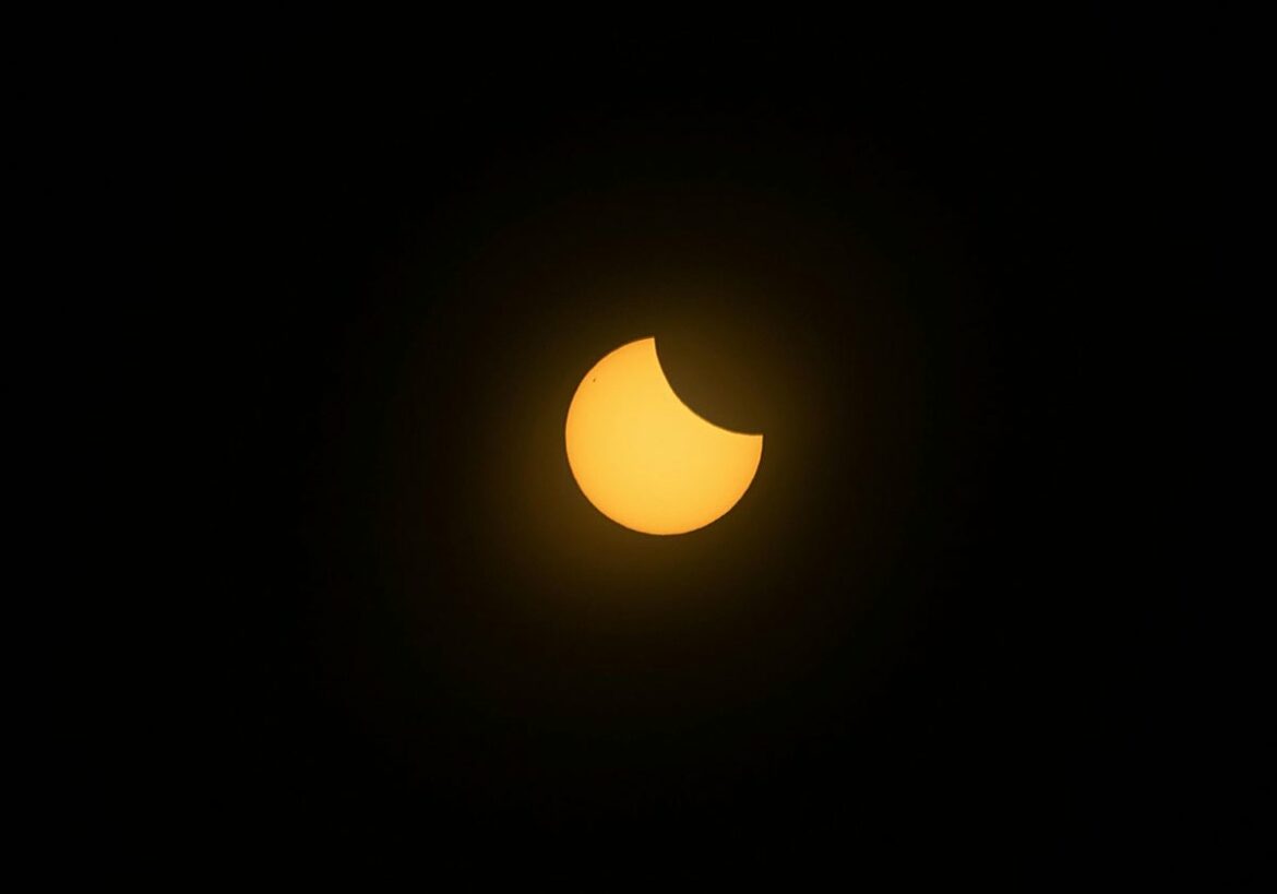 Así puedes encontrar el sitio perfecto para ver el eclipse solar de 2026