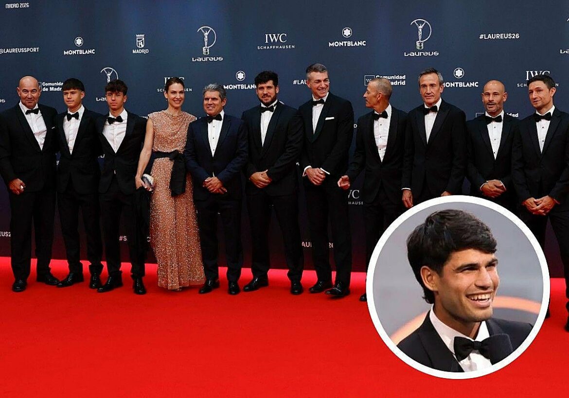 Baño de masas para los Alcaraz en un momento delicado