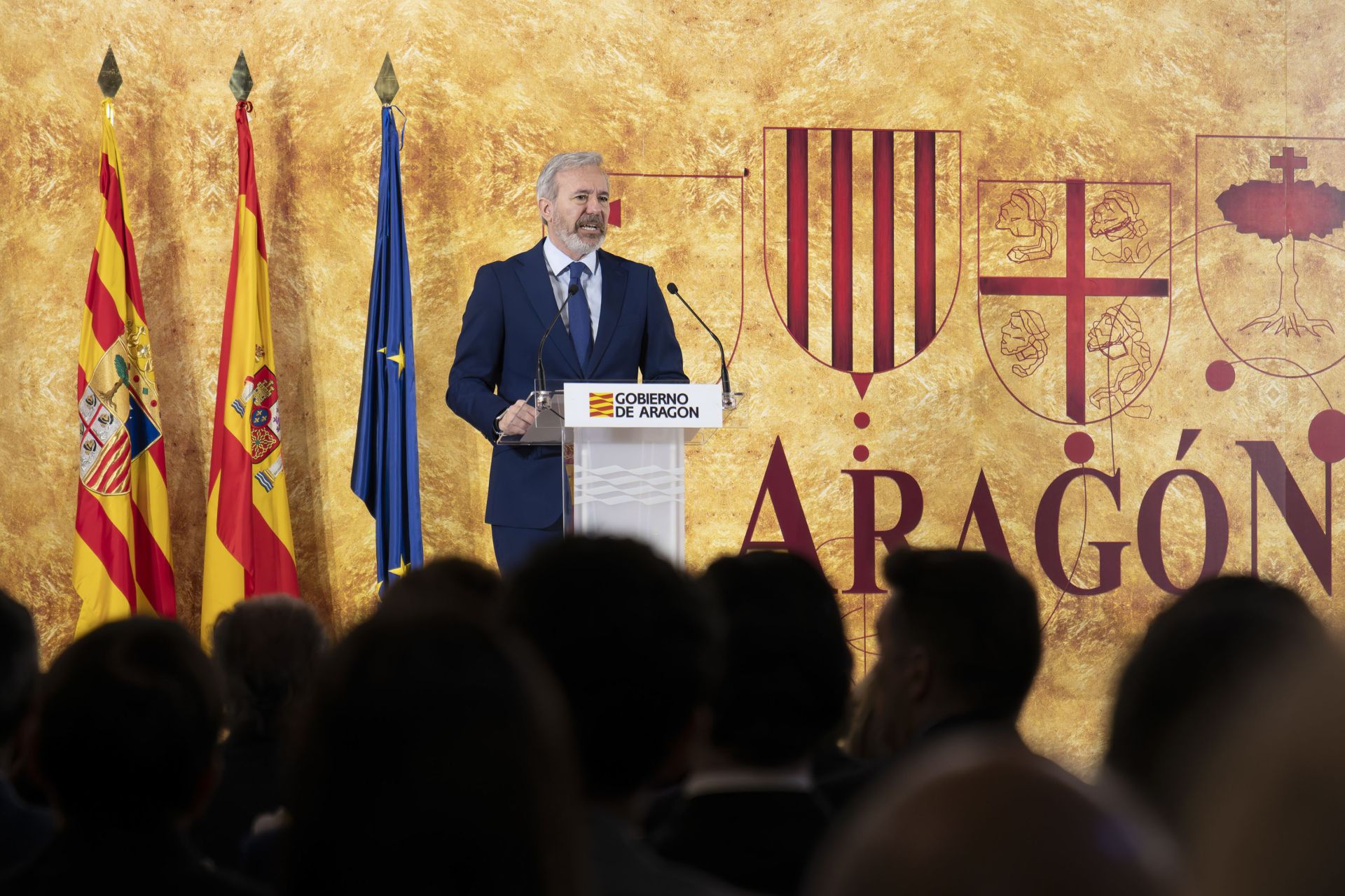 PP y Vox cierran un acuerdo de gobierno en Aragón para investir a Jorge Azcón