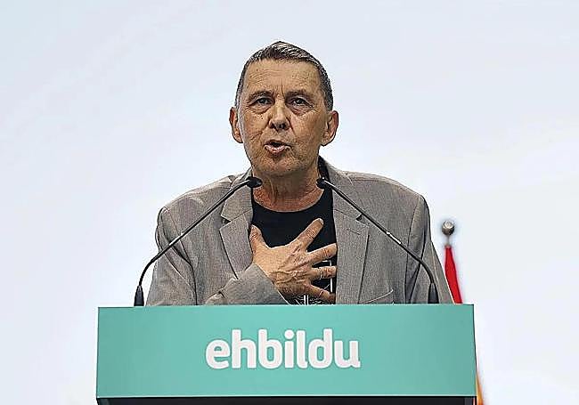 Ayuso insiste en que le parece «de cateto» pedir el traslado del ‘Guernica’ a Euskadi: «Si nos ponemos así, que toda la obra de Picasso vaya a Málaga»