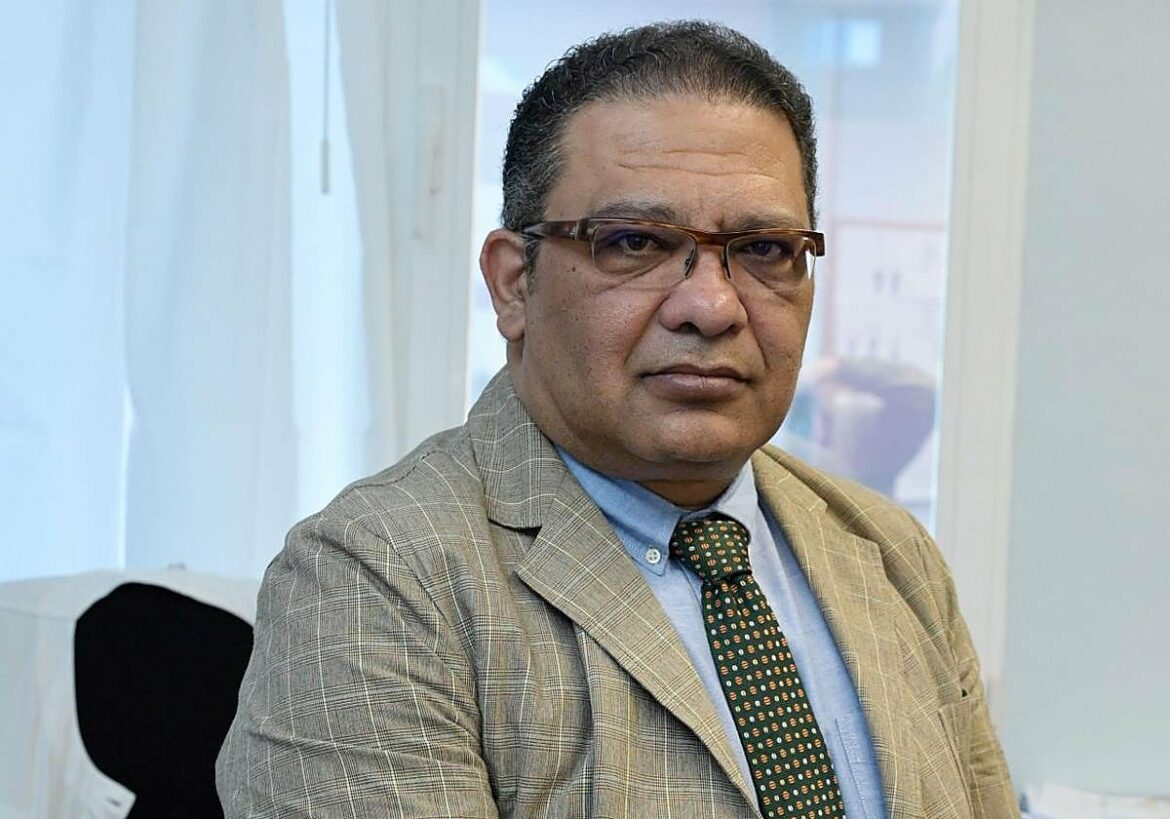 Ossama Morsi: «Dentro de las enfermedades del sistema nervioso, el párkinson es muy benévolo»