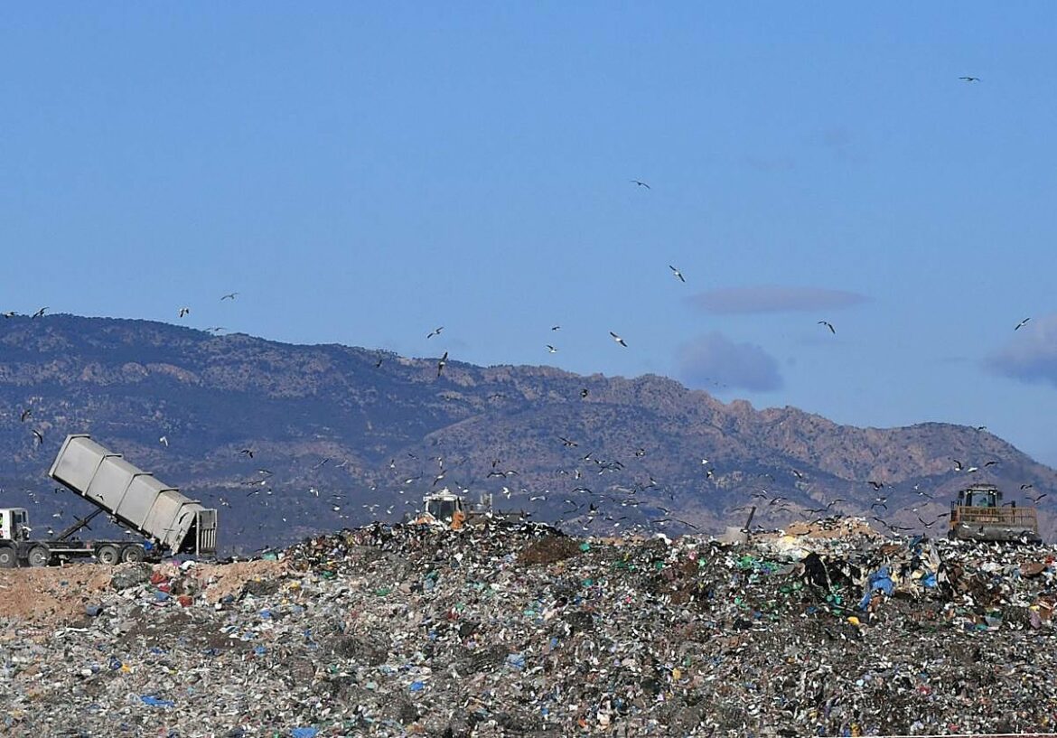 La Región incumple las metas de la UE para reciclaje y rechazo en vertederos