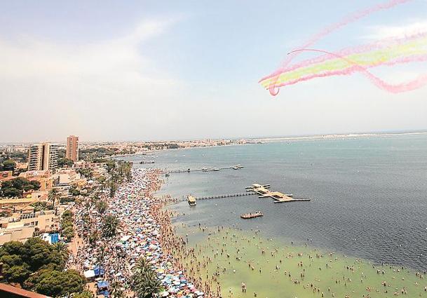 Uno de los vuelos de la última edición del Festival Aéreo.