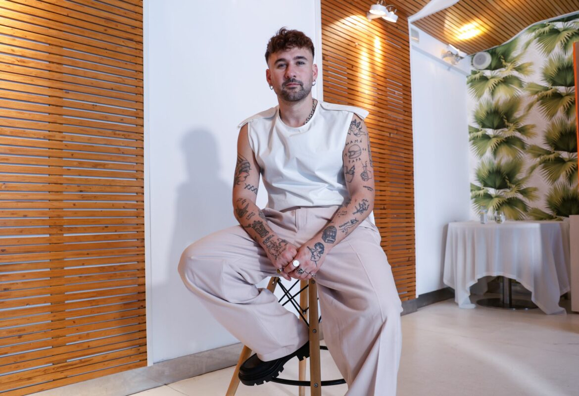 Dani Fernández retomará sus conciertos en Murcia tras su lesión