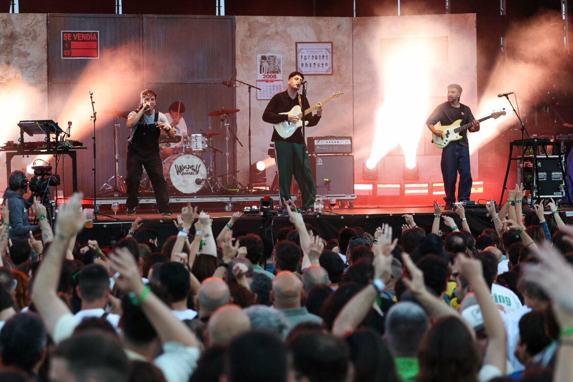 James y Guitarricadelafuente enamoran en la vuelta del Warm Up