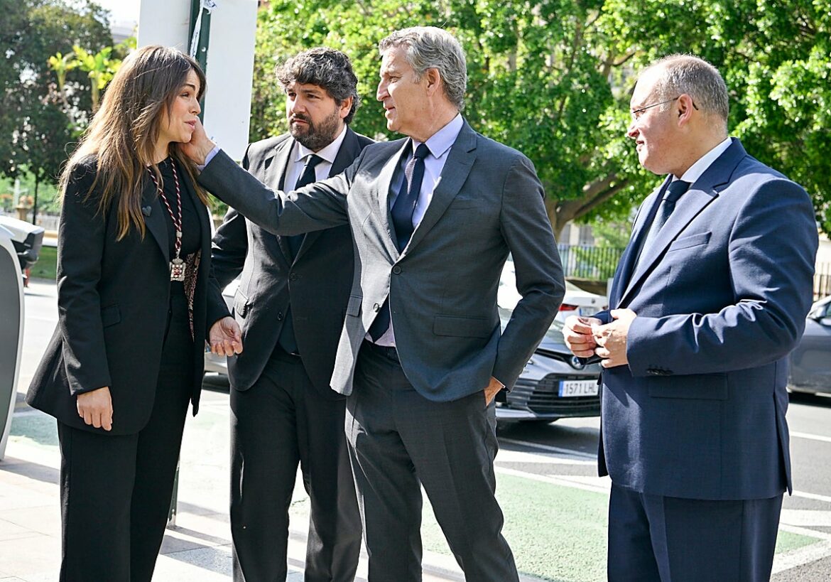 El Pleno se reúne el viernes para dar cuenta de la defunción y la semana que viene para elegir sucesor