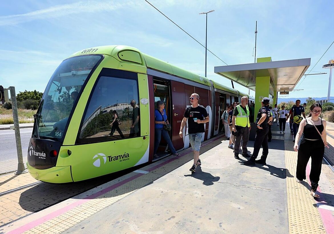 La creación de una entidad de transporte metropolitano en Murcia busca su encaje legal