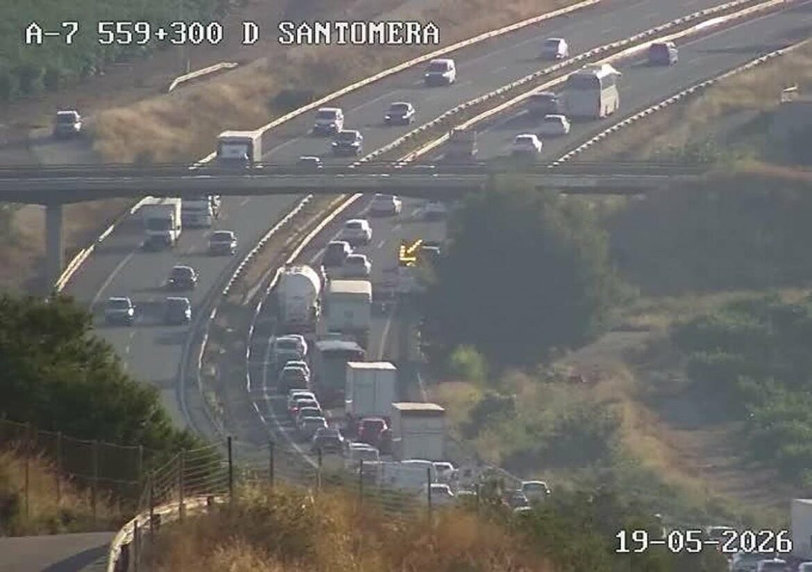 Un accidente provoca varios kilómetros de retención en la autovía A-7 a la altura de Santomera