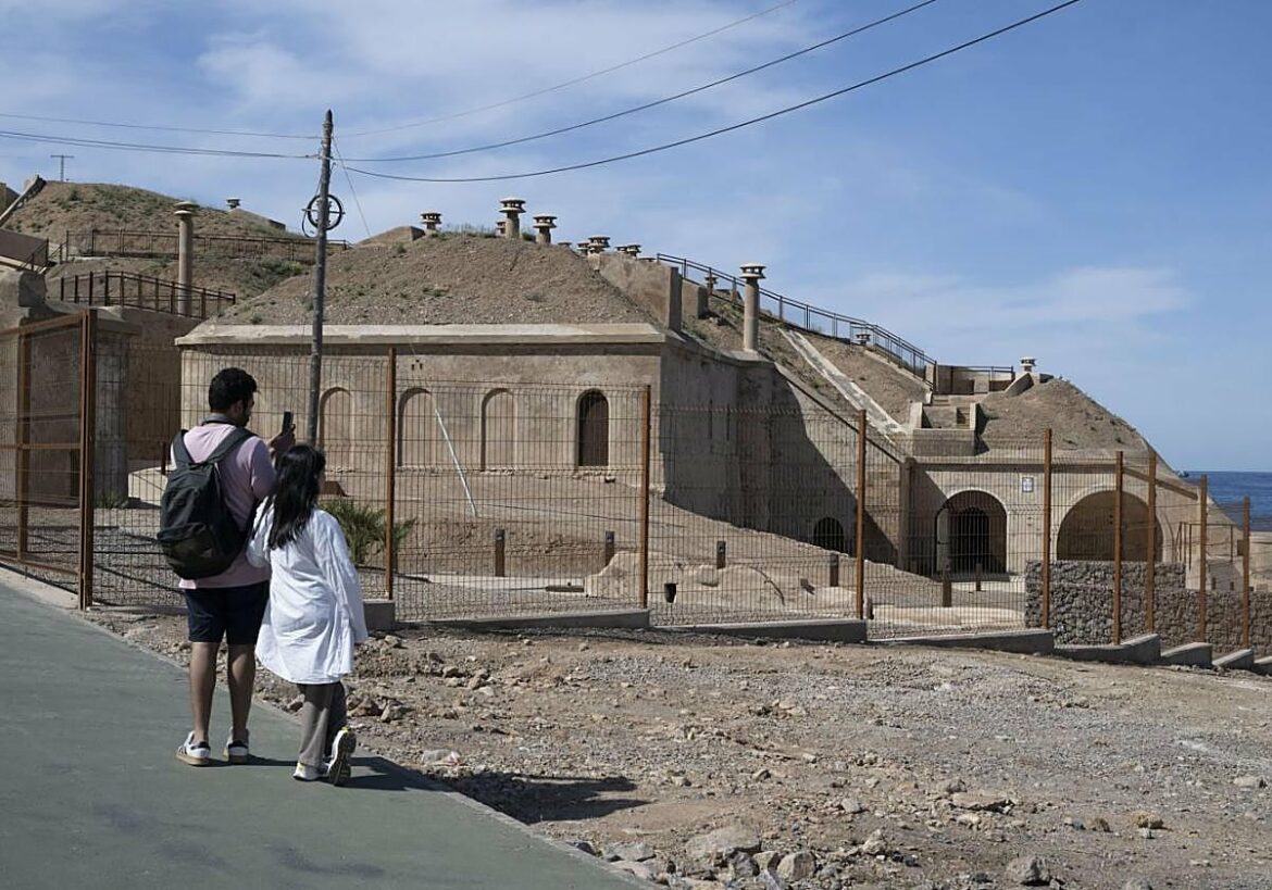 La conexión a la luz mete a la batería de San Leandro de Cartagena en la recta final de obras