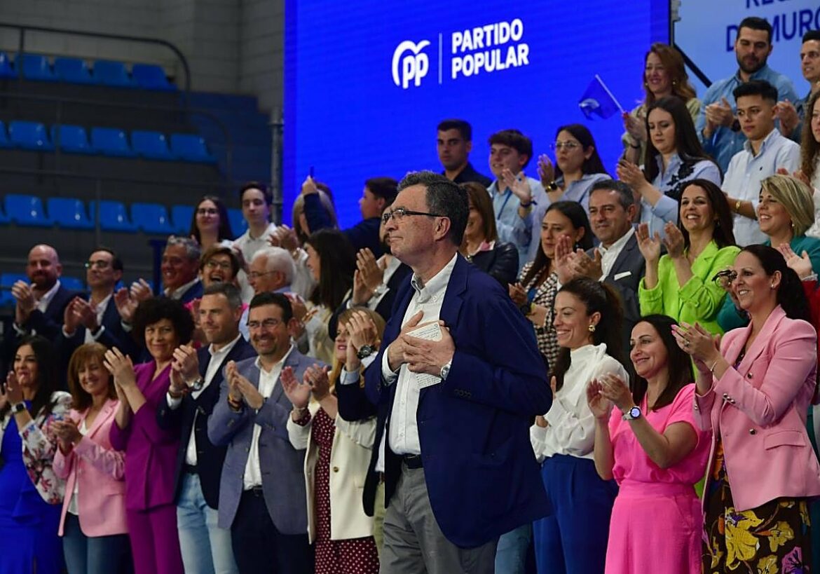 «Trabajó hasta el último aliento por Murcia y por su partido; por ese orden»