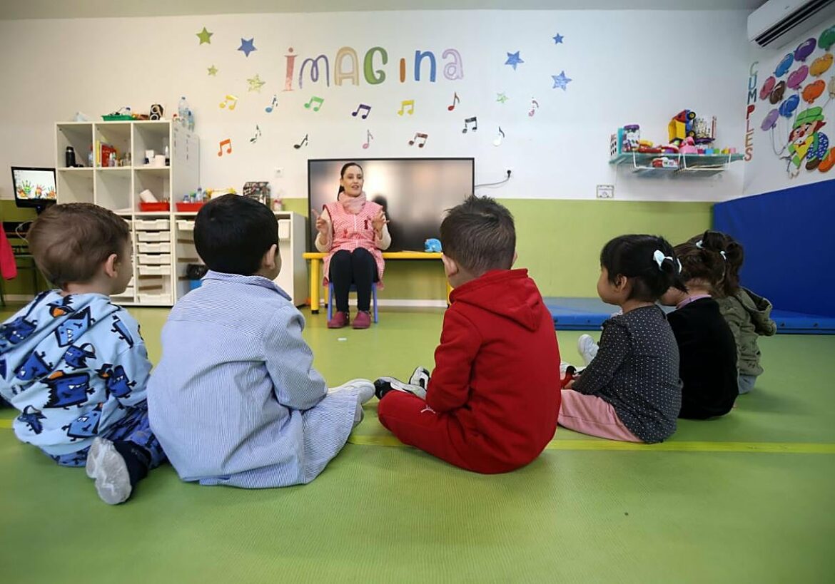 Educación completará en la Región la red de colegios con aula de 2 años donde haya demanda
