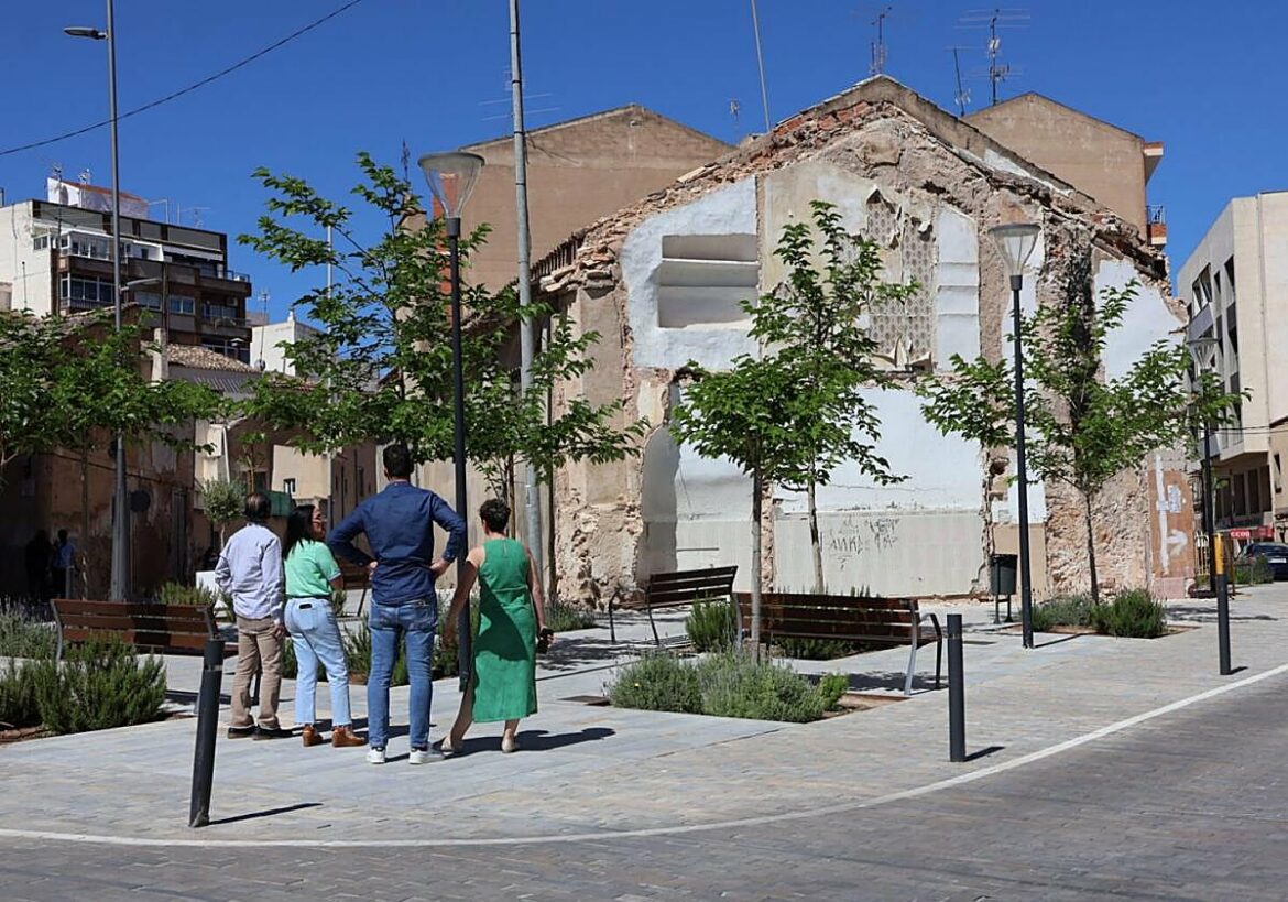 La rehabilitación de la ermita de San Roque de Yecla culmina la transformación de San Francisco