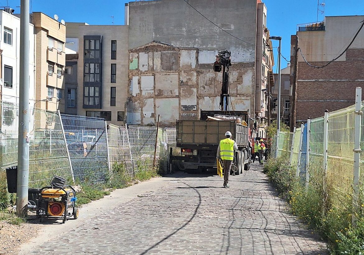La Coordinadora del Molinete de Cartagena denuncia las obras de la Morería en los juzgados y ante la Guardia Civil