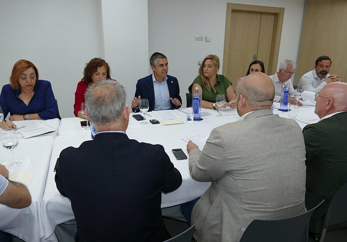 La oposición denuncia «amenazas y coacciones» para torpedear la moción de censura en Cartagena