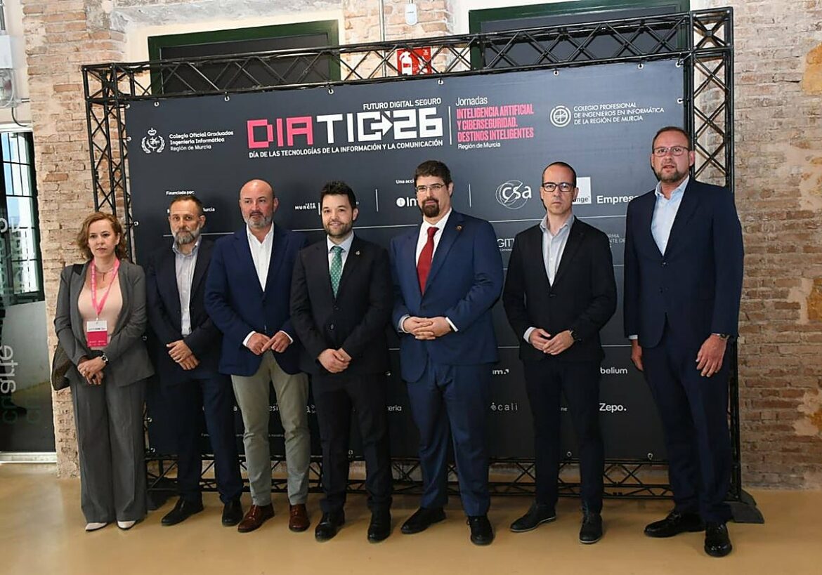 Expertos en informática alertan en un encuentro nacional en Murcia sobre la «mala IA» que pone en riesgo a las empresas