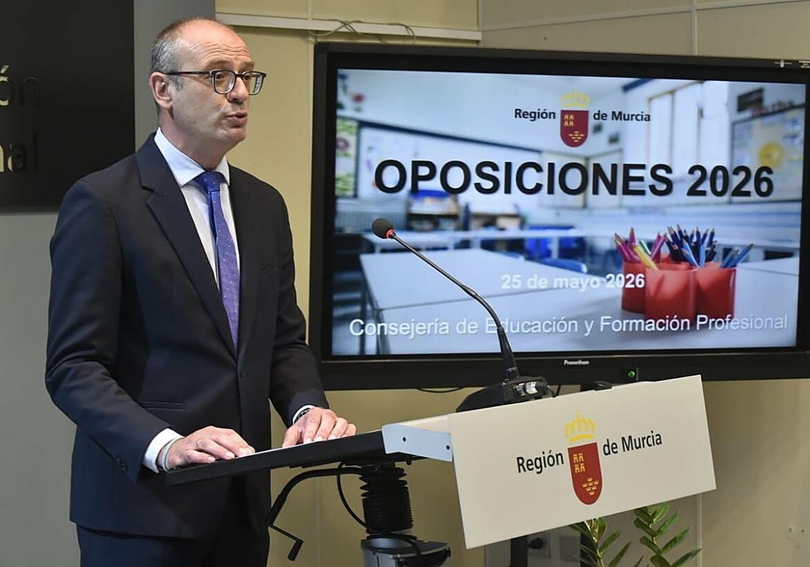 El primer examen de las oposiciones de Maestro en la Región de Murcia será el 20 de junio