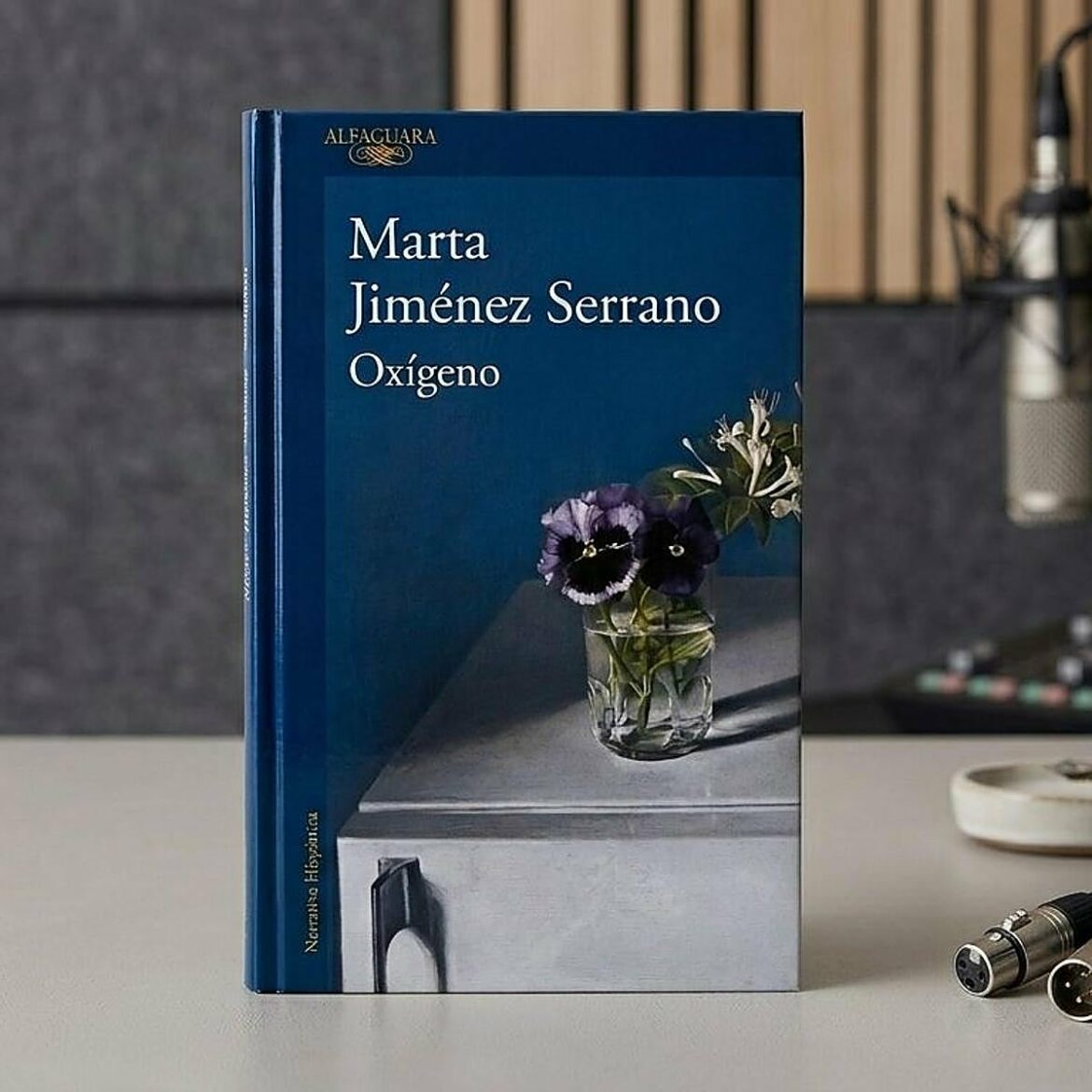 El club de lectura de LA VERDAD se sumerge en la muerte dulce de Marta Jiménez Serrano