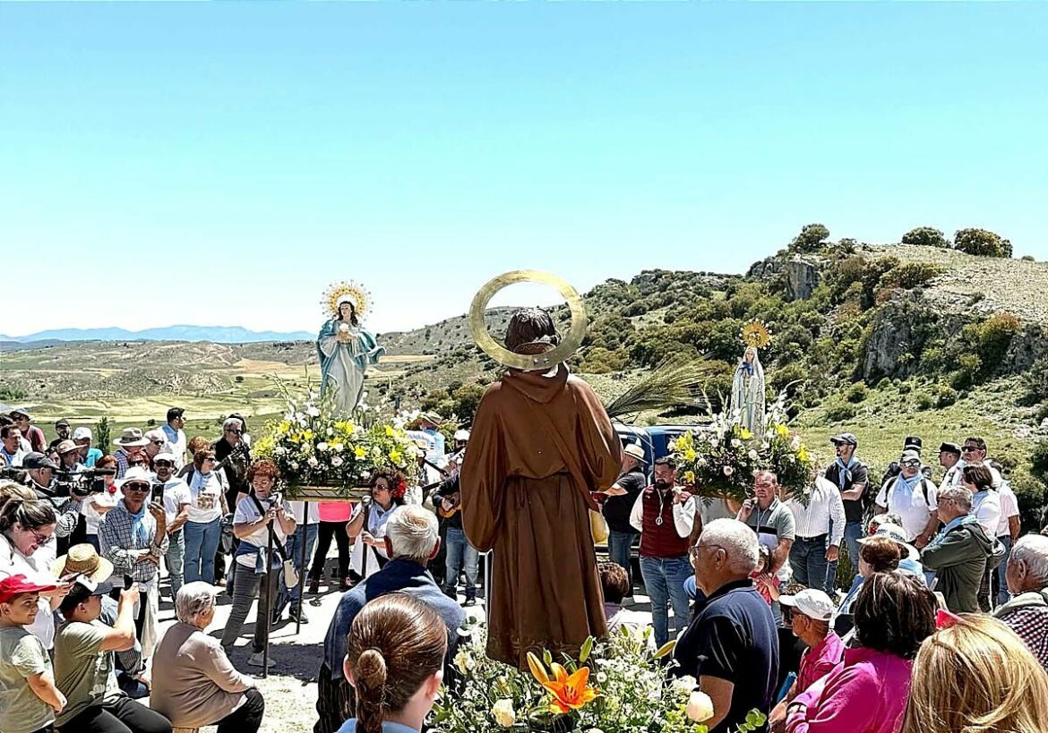La Romería de San Isidro Labrador congrega en Caravaca a vecinos y familias