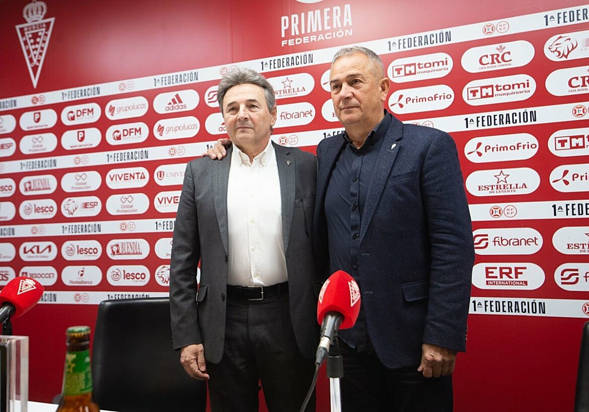 Agustín Ramos recurre para que Felipe Moreno no siga al frente del Real Murcia