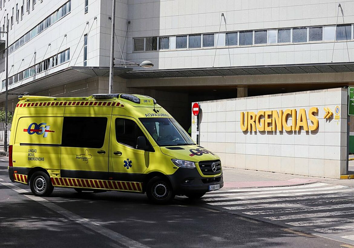 Las víctimas de presunto acoso sexual en el Reina Sofía de Murcia denuncian «desprotección» por parte de la Gerencia
