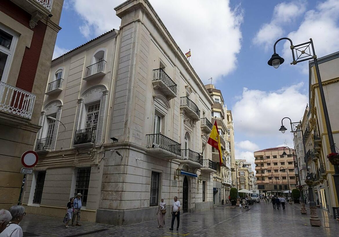 El edificio de Capitanía de Cartagena renueva su sistema de saneamiento con una inversión de 320.000 euros
