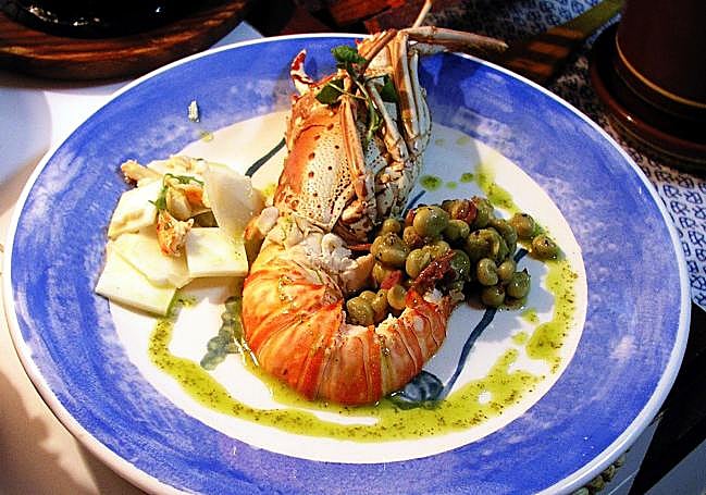 La langosta, de «cucaracha marina» a la máxima expresión del lujo culinario