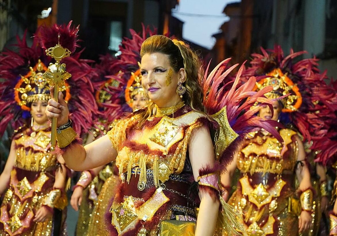 El esplendor de los Moros y Cristianos se adueña de Jumilla