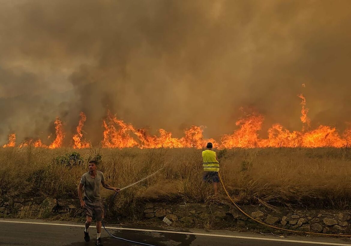 Última hora del incendio en la Cresta del Gallo: la Comunidad solicita la intervención de la UME